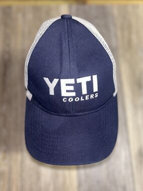 Yeti Coolers Classic Navy Blue White Snapback Mesh Hat Cap Adjustable One Size
